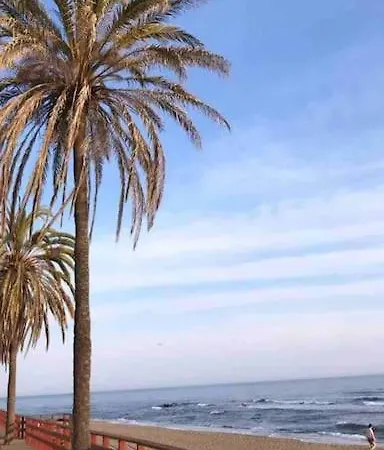 Holiday home Nyrenoverat! Beachfront Townhouse Med Pool *
